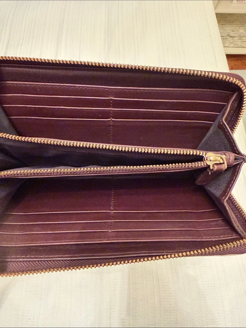 Diane Von Furstenberg Brown Croc-Embossed Wallet with Beige Trim